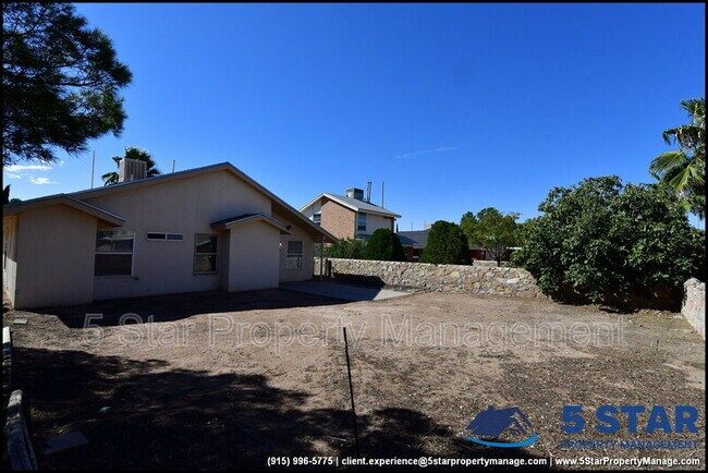 Building Photo - 12257 Robert Dahl Dr