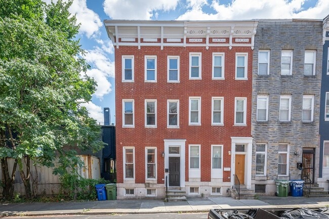 Primary Photo - Beautifully renovated 4 BR/ 2 BA