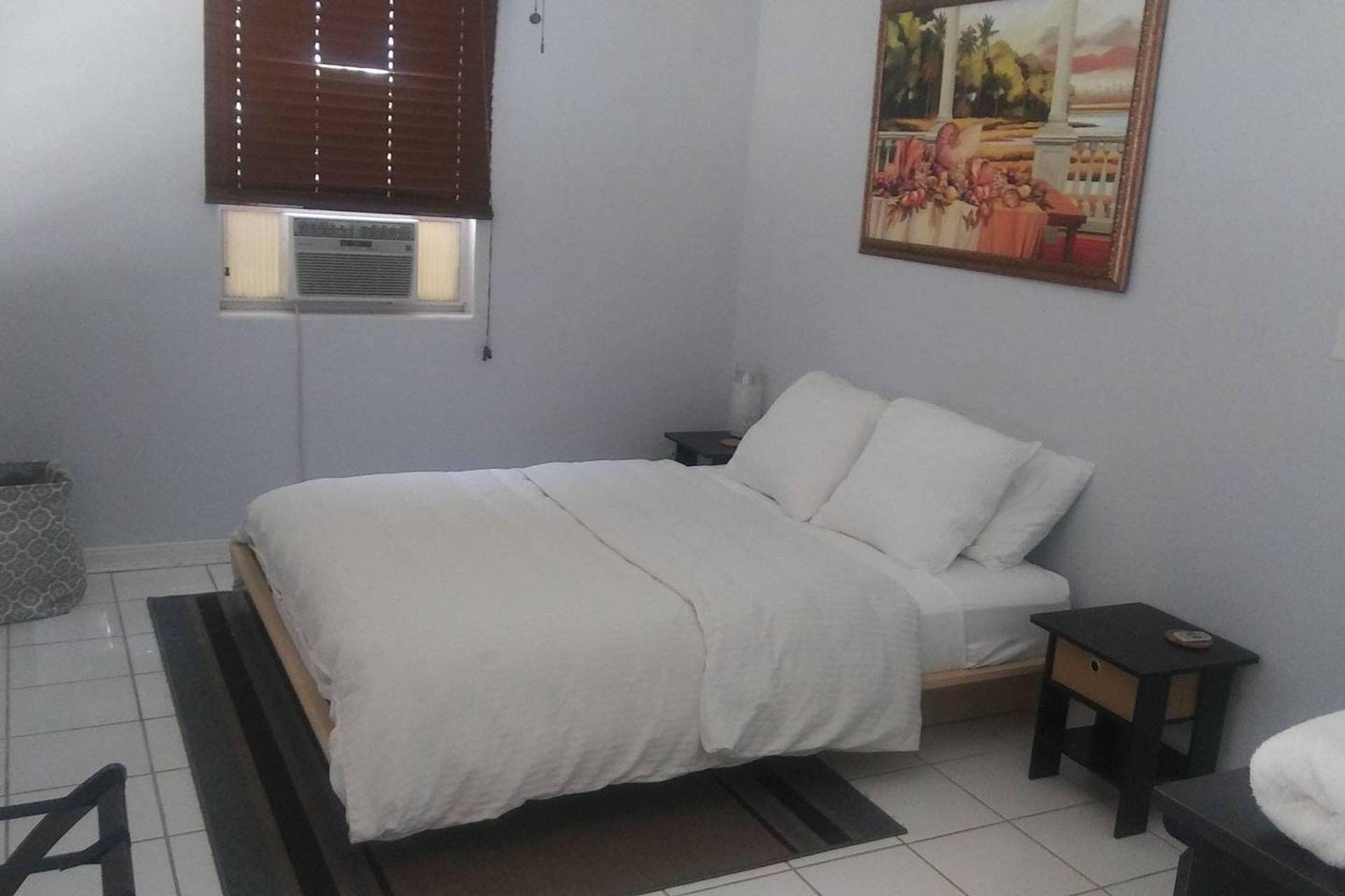 Building Photo - 6835 Blind Pass Rd