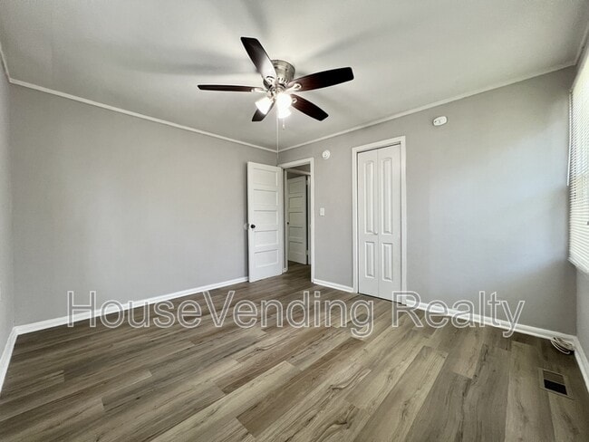 Building Photo - 310 Norris Ave