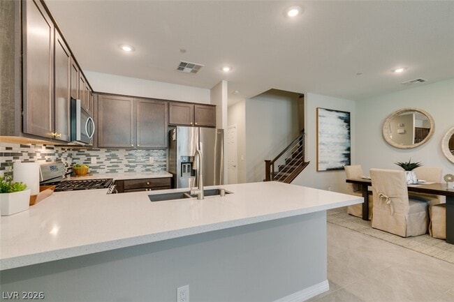 Building Photo - 477 Ylang Pl