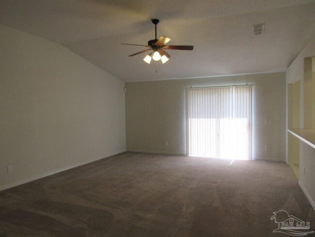 Building Photo - 7061 Season Dr