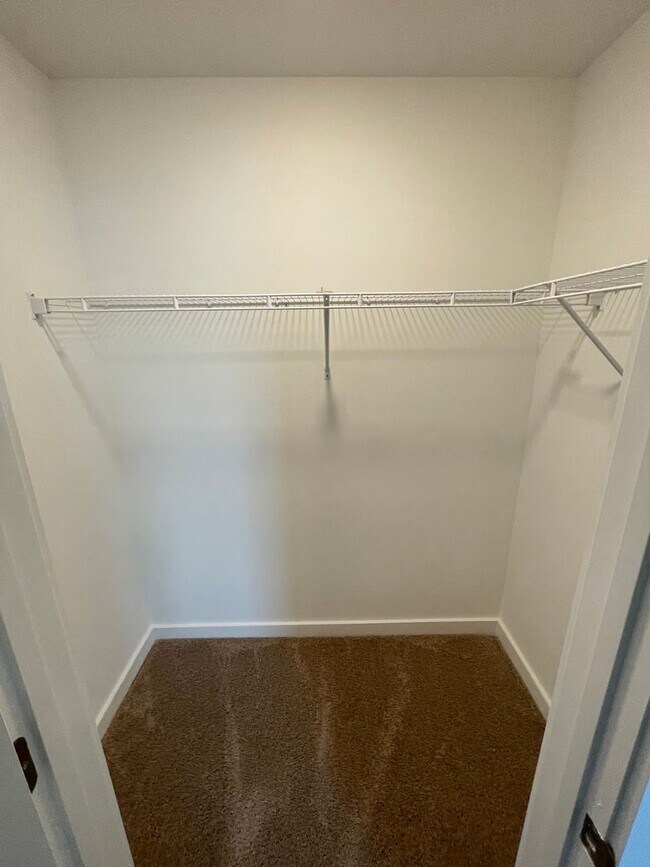Building Photo - Home for Rent in Calera, AL!!! View with 48 Hours Notice!