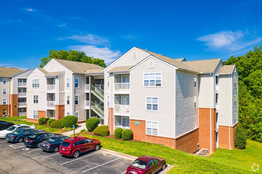 Poplar Forest I 900 Poplar Forest Rd Farmville VA 23901 Apartment