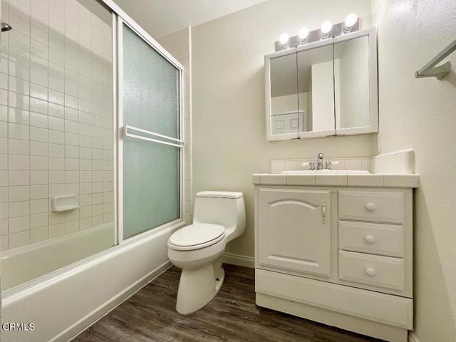 Building Photo - 248 E Surfside Dr