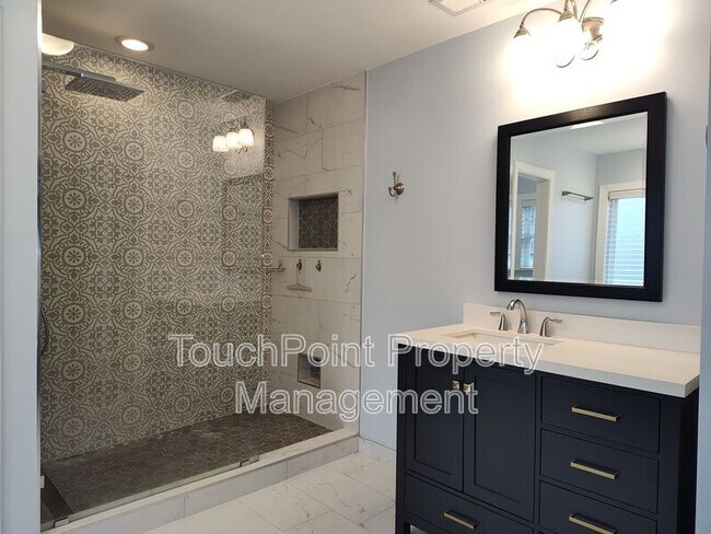 Building Photo - 4009 Oxford Mill Rd