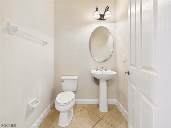 Building Photo - 19721 Tesoro Way