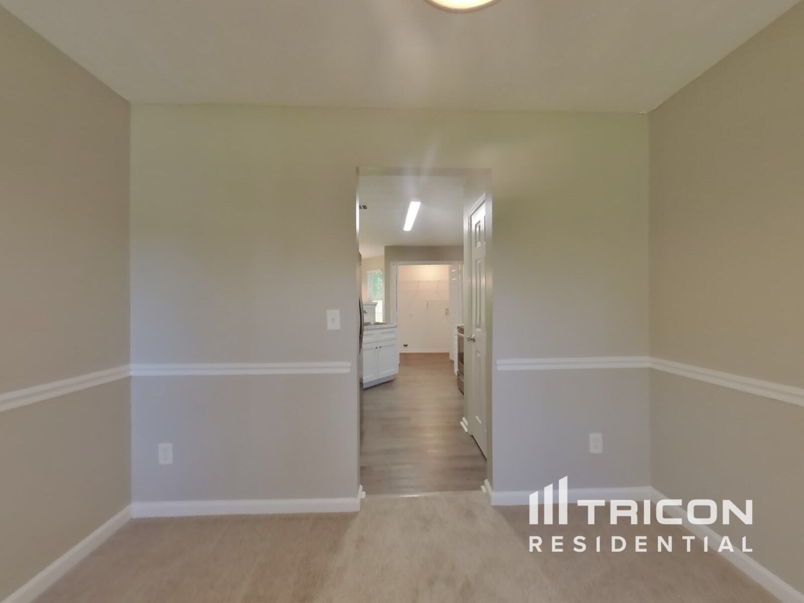 Building Photo - 460 Arthurs Ln