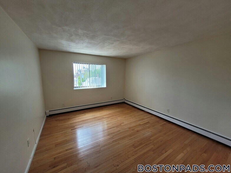 Building Photo - 26 Allston St