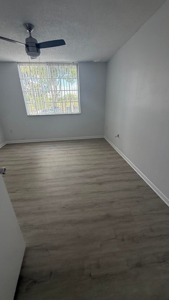 Building Photo - 1755 Village Blvd