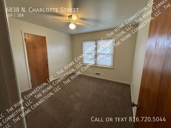 Building Photo - 6838 N Charlotte St