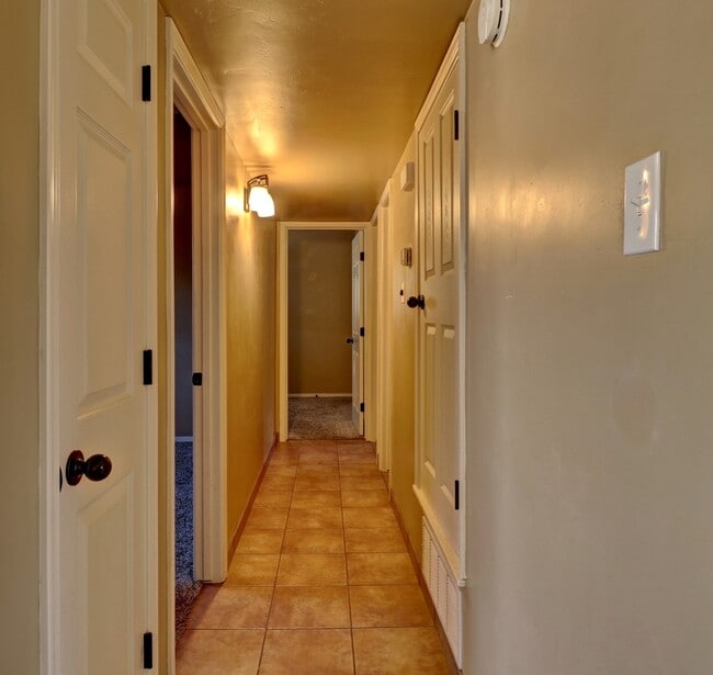 Building Photo - 2170 Calle De Santa Ana