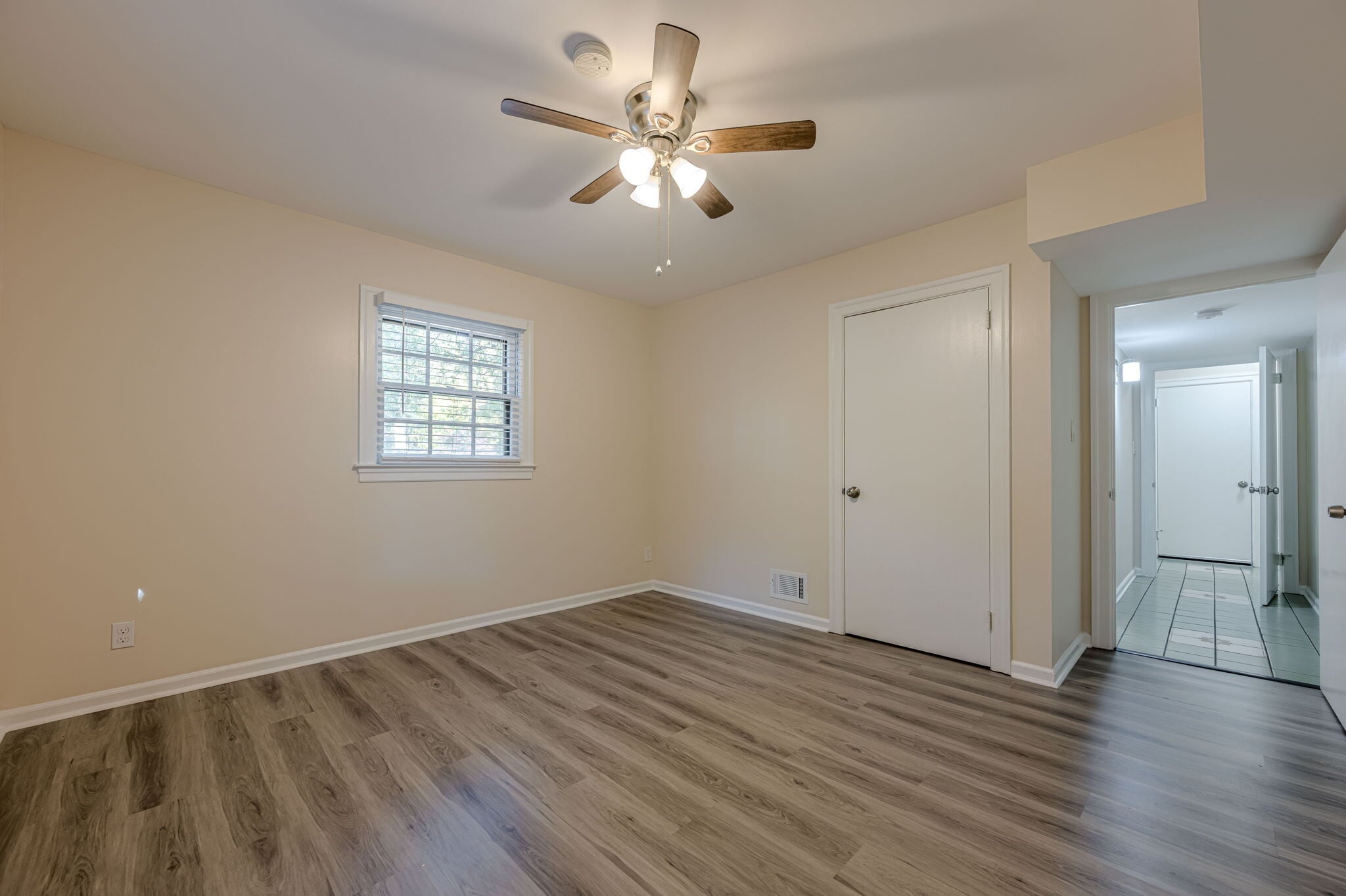 Building Photo - 6640 Williamson Dr