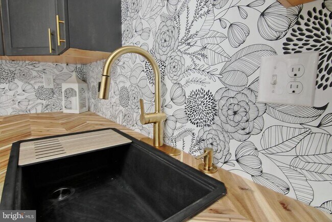 Building Photo - 2705 Walnut Ridge Dr