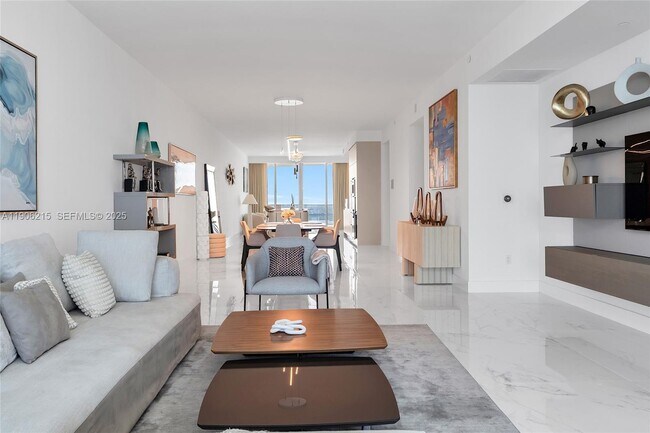 Building Photo - 16901 Collins Ave