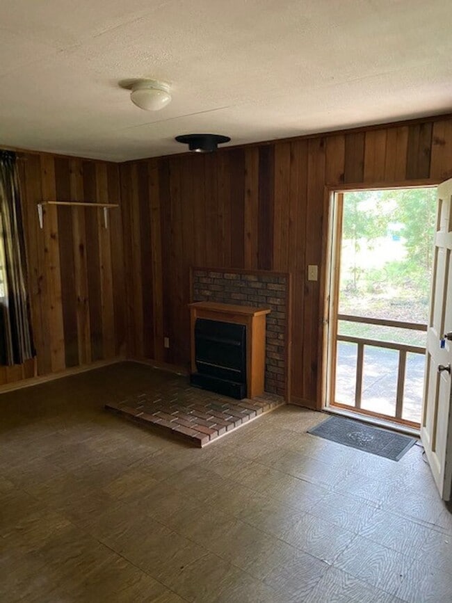 Building Photo - Ranch style home in Jonesboro