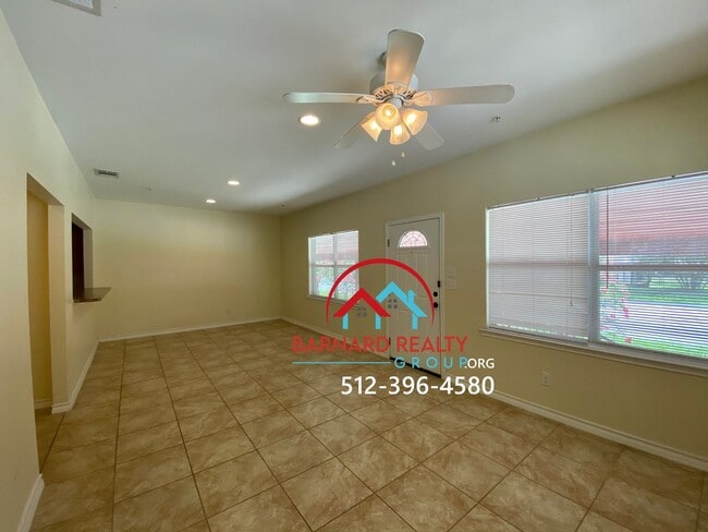 Building Photo - 520 S L B J Dr