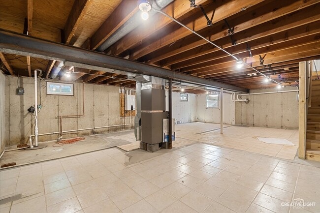Building Photo - 47W986 6th St