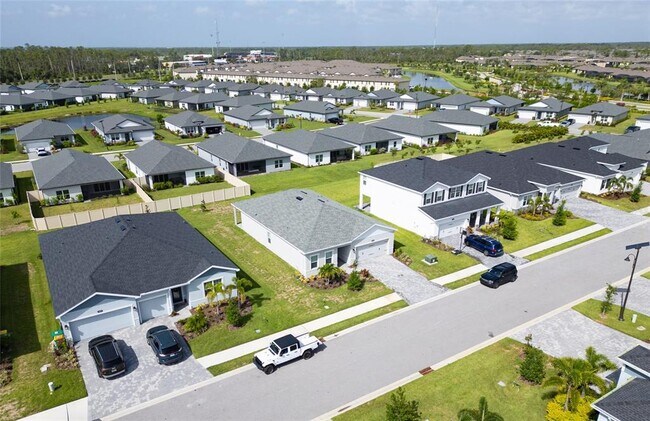 Building Photo - 16873 Castoro Dr