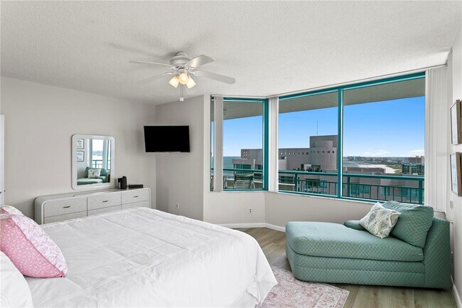Building Photo - 1540 Gulf Blvd