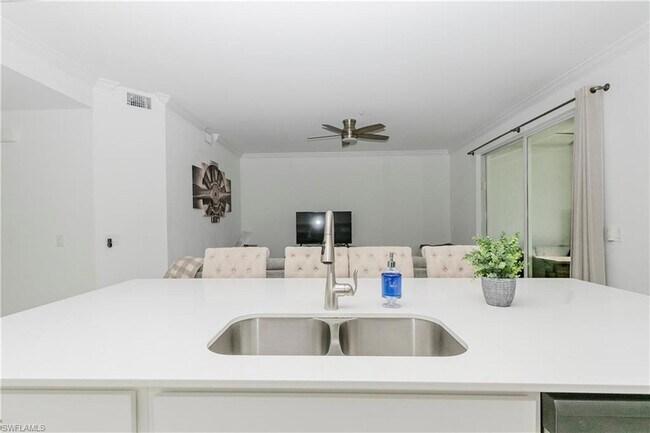 Building Photo - 6082 National Blvd