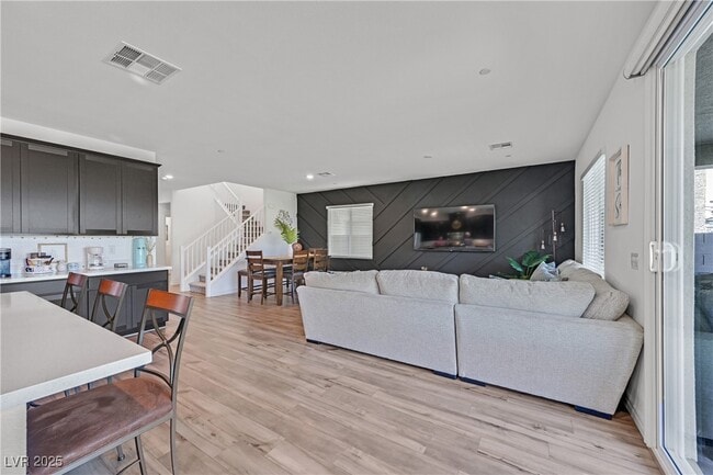 Building Photo - 282 Mount Steel Ave