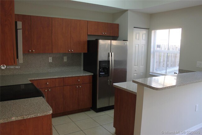 Building Photo - 2151 Siena Terrace