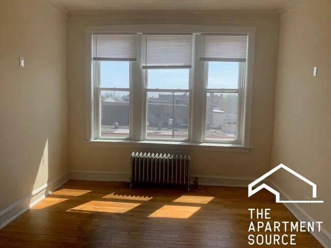Building Photo - 2206 S 57th Ave