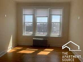Building Photo - 2208 S 57th Ave