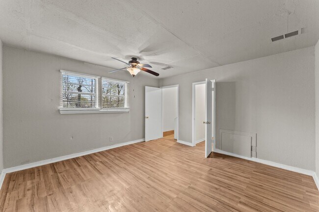 Building Photo - Inviting 2 bedroom 1 bath home for rent!