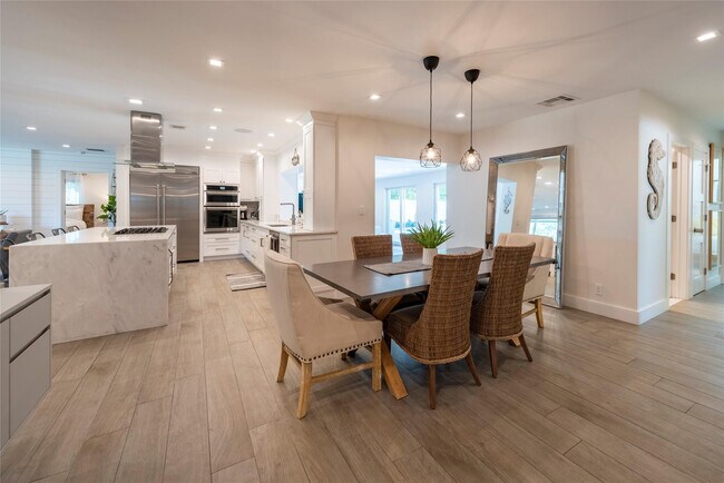 Building Photo - 1959 SE 25th Ave