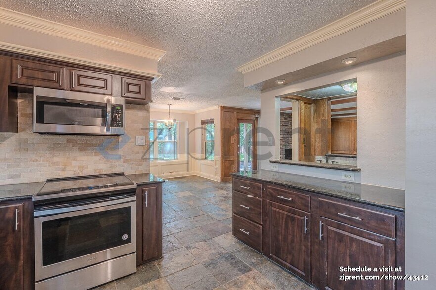 Building Photo - 18726 Candleview Dr