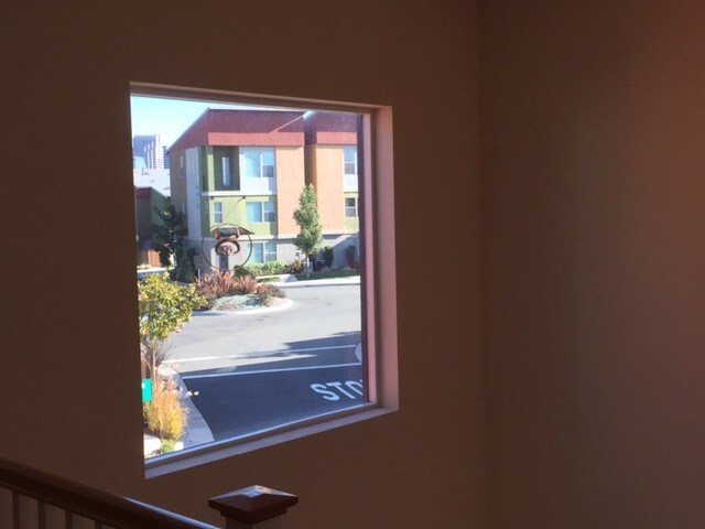 Building Photo - 812 Titanium Ln