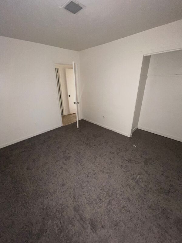 Building Photo - 1471 Dorgan St