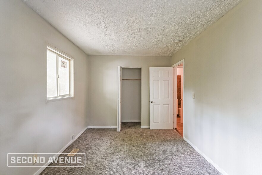 Building Photo - 9226 E 36th Pl