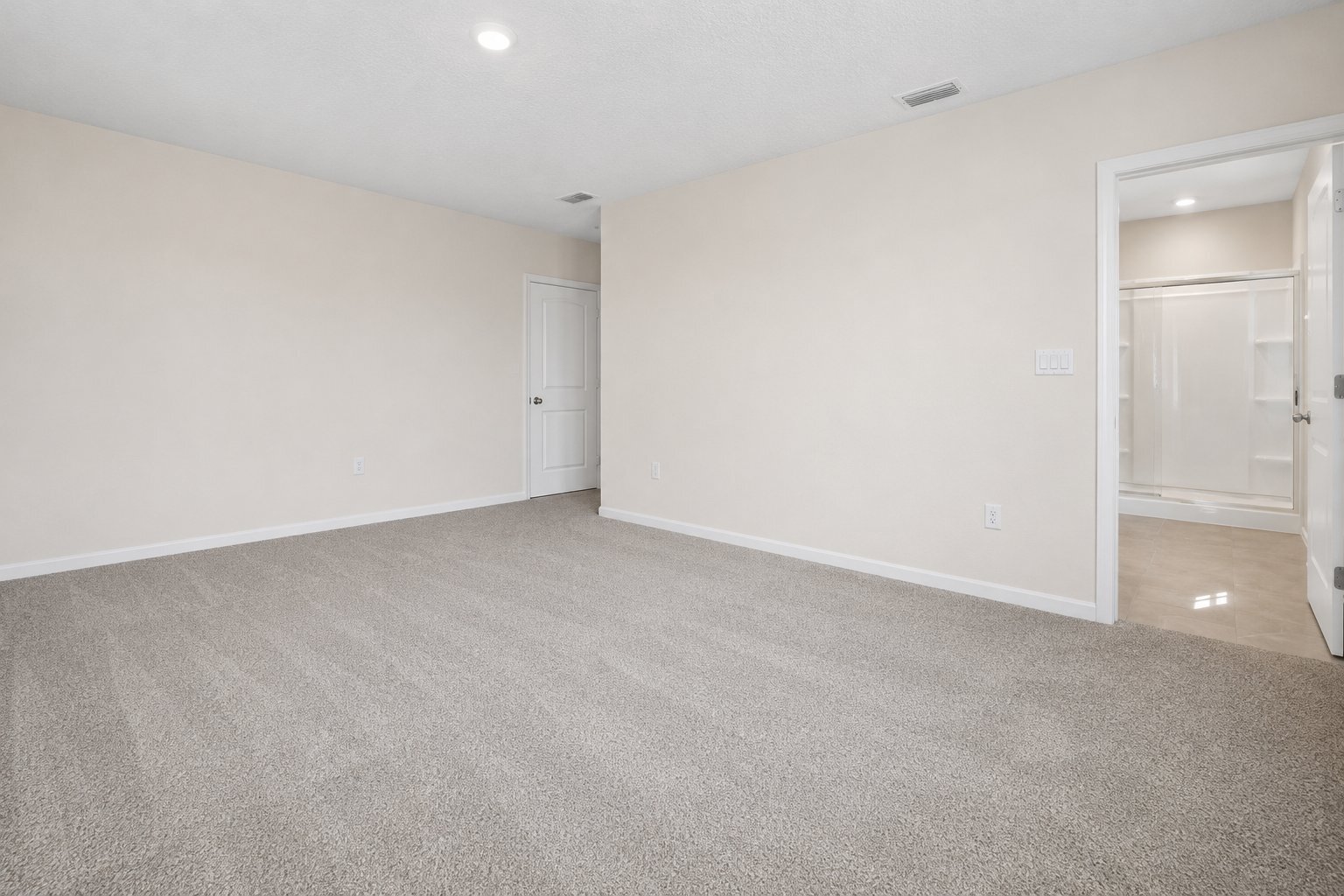 Building Photo - 35515 Mahwah Ave