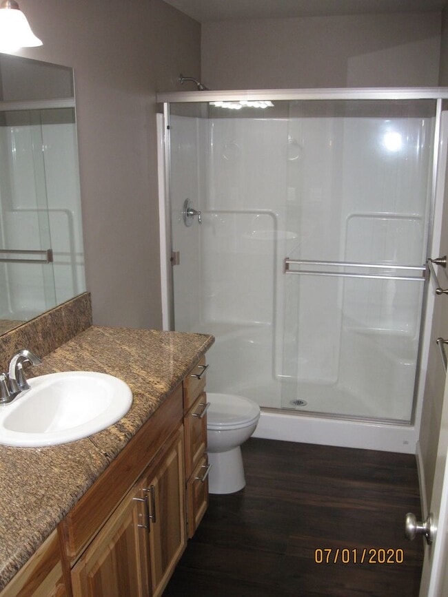 Building Photo - Must See 3 Bedroom with Fenced Yard!