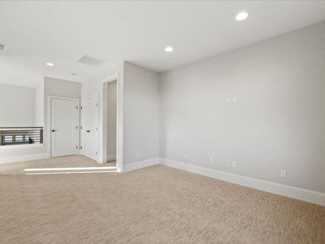 Building Photo - 3500 S Morain St