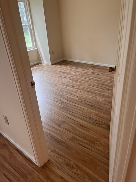 Owner's Bedroom - 7447 Spy Glass Ct