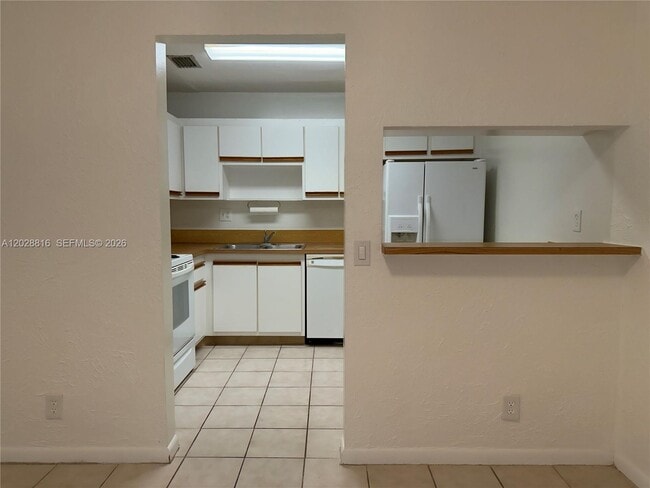 Building Photo - 10441 Mahogany Key Cir