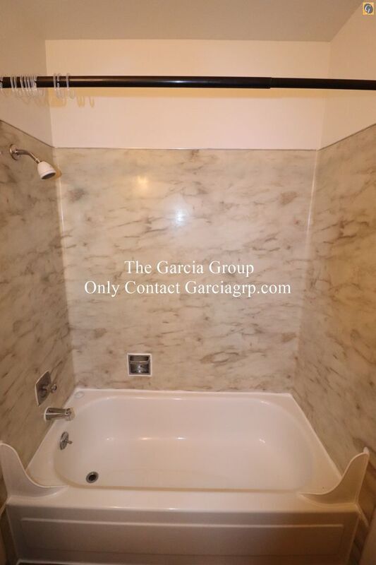 Building Photo - 3712 S Kelly Ave