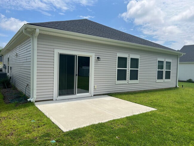 Building Photo - Little River like-new Three-Bedroom Home, ...