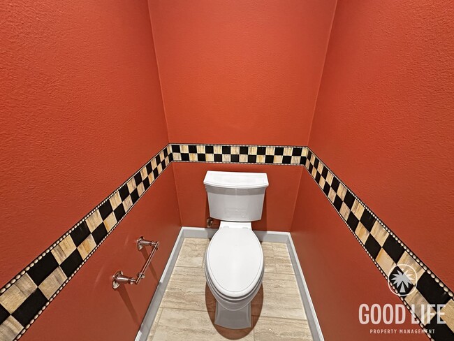 Building Photo - Stunning 3Bd/3.5Ba Home in Irvine w/Large Patio, Modern Design and 2 Master Suites!