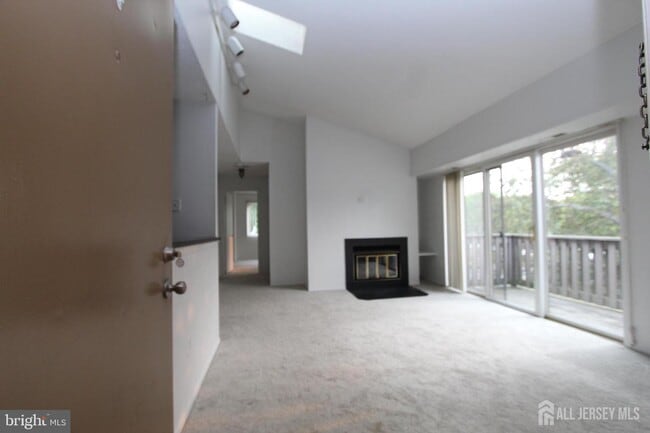 Building Photo - 2114 Aspen Dr