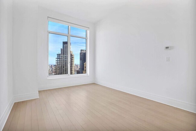 Building Photo - 30 Park Pl