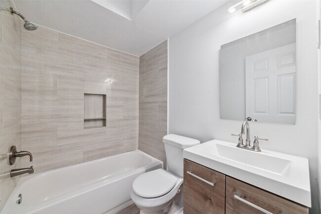 Building Photo - 12633 Memorial Dr