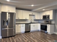 Building Photo - 303 CT-32