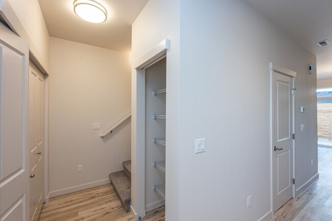 Building Photo - Carefree living in vibrant downtown Puyallup!