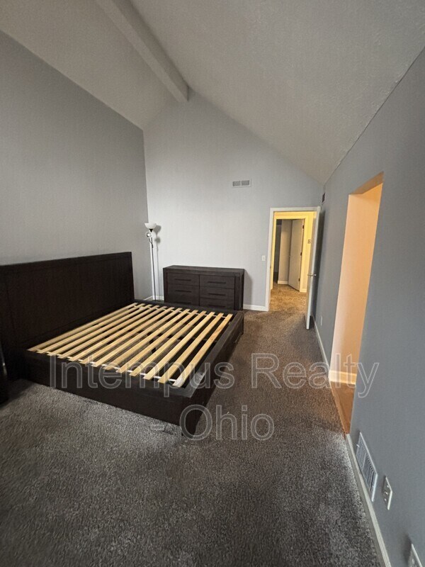 Building Photo - 4994 Wintersong Ln