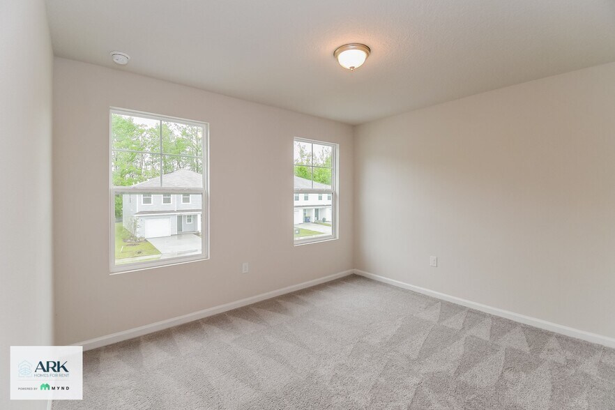 Building Photo - 45335 Red Brick Dr